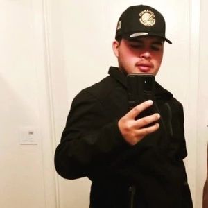 Meet your Posher, Jose omar